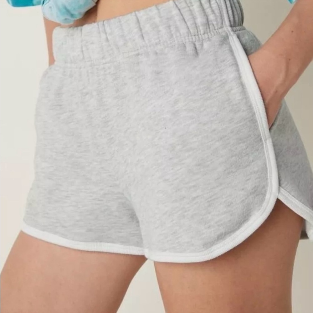 VICTORIA SECRET PINK Curved Hem Varsity SWEAT SHORTS -Size XL